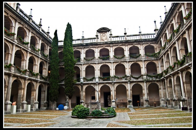 Patio Universidad Alcala de Henares. (Foto: CC/Flickr.com | freshwater2006)