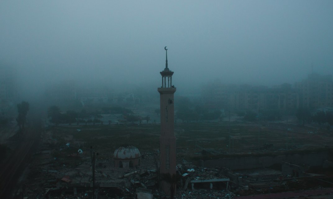 Een beschadigde moskee in Gaza.