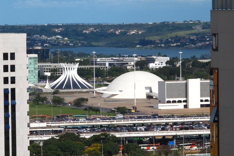 Brasilia - Catherdral, Museum and National Library. (Foto: CC/Flickr.com | BookBotherer)