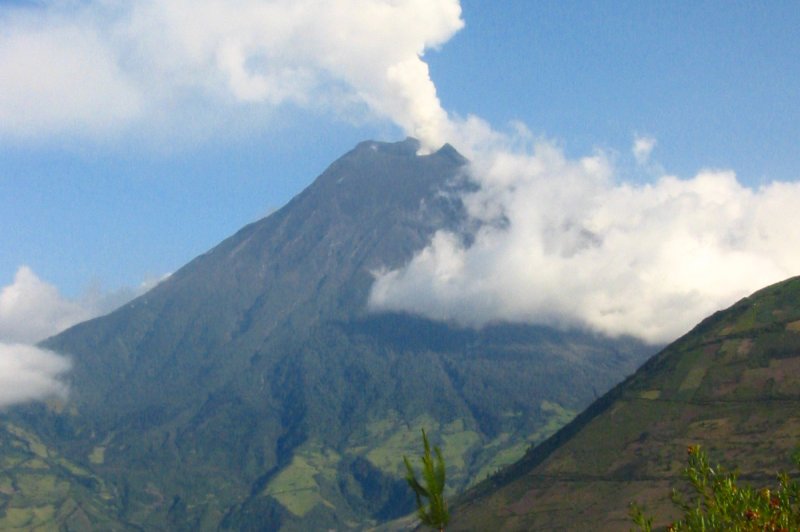 Tungurahua Volcano. (Foto: CC/Flickr.com | Richard IJzermans)